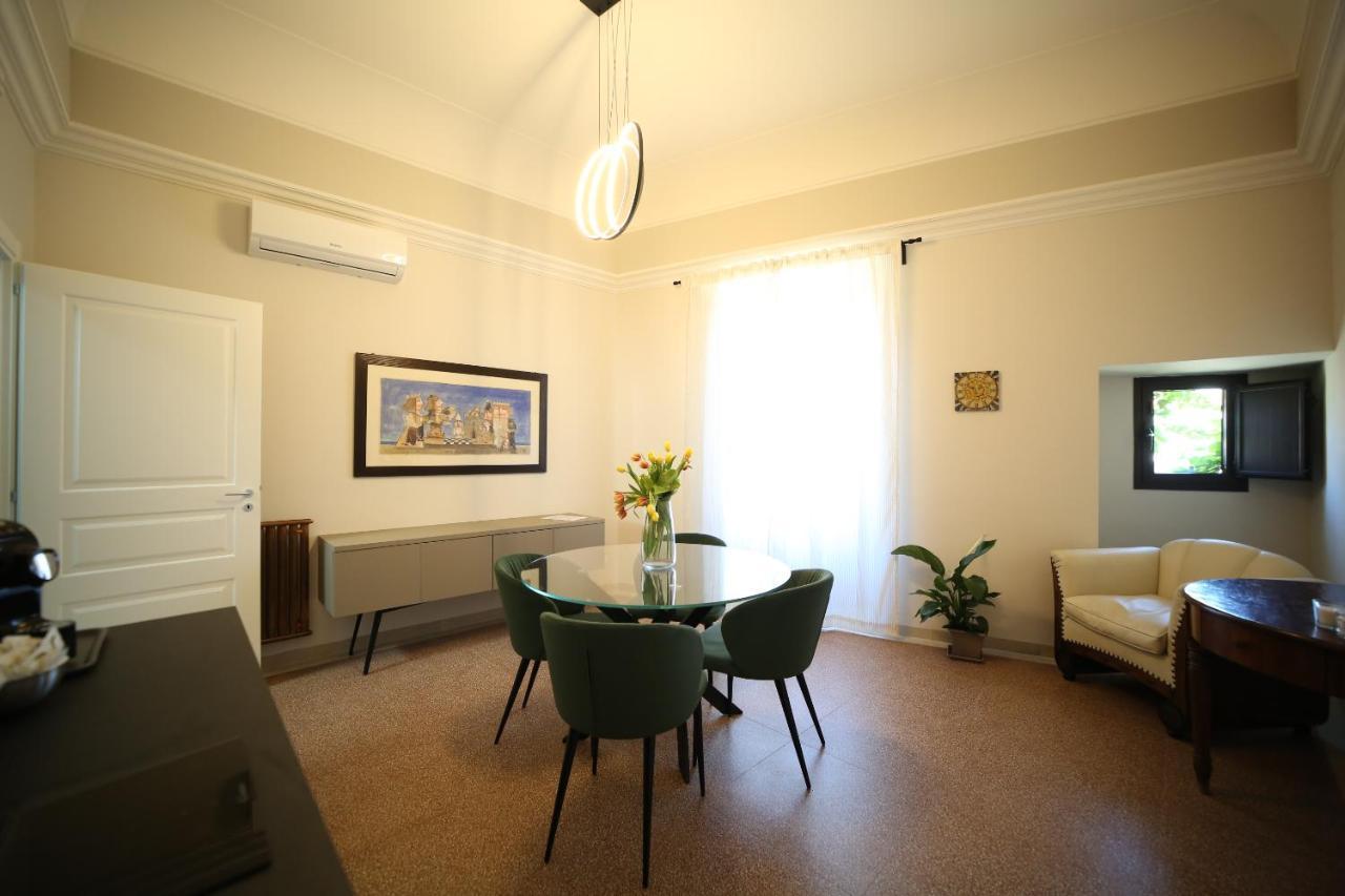 Villa L'Affaccio à Catane Extérieur photo